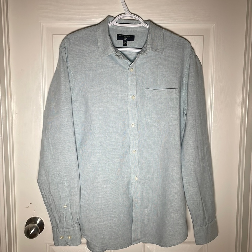 Men’s Linen Banana Republic Button Up